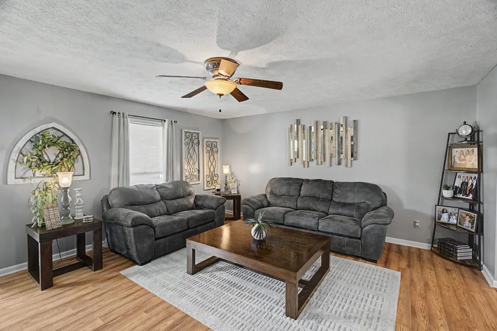 583 Winchester Dr Hopkinsville, KY 42240