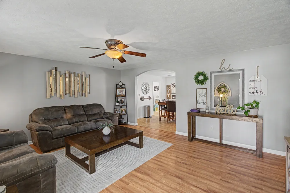 583 Winchester Dr Hopkinsville, KY 42240