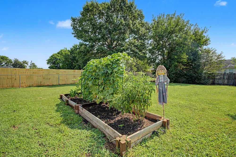 583 Winchester Dr Hopkinsville, KY 42240