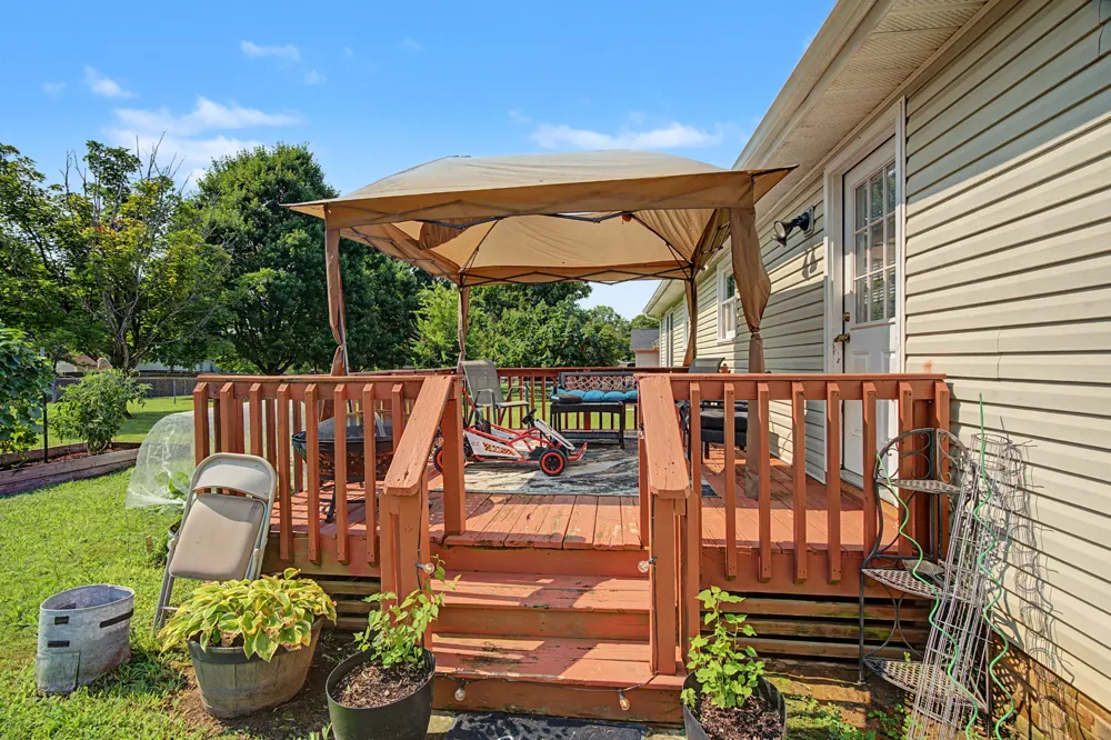 583 Winchester Dr Hopkinsville, KY 42240