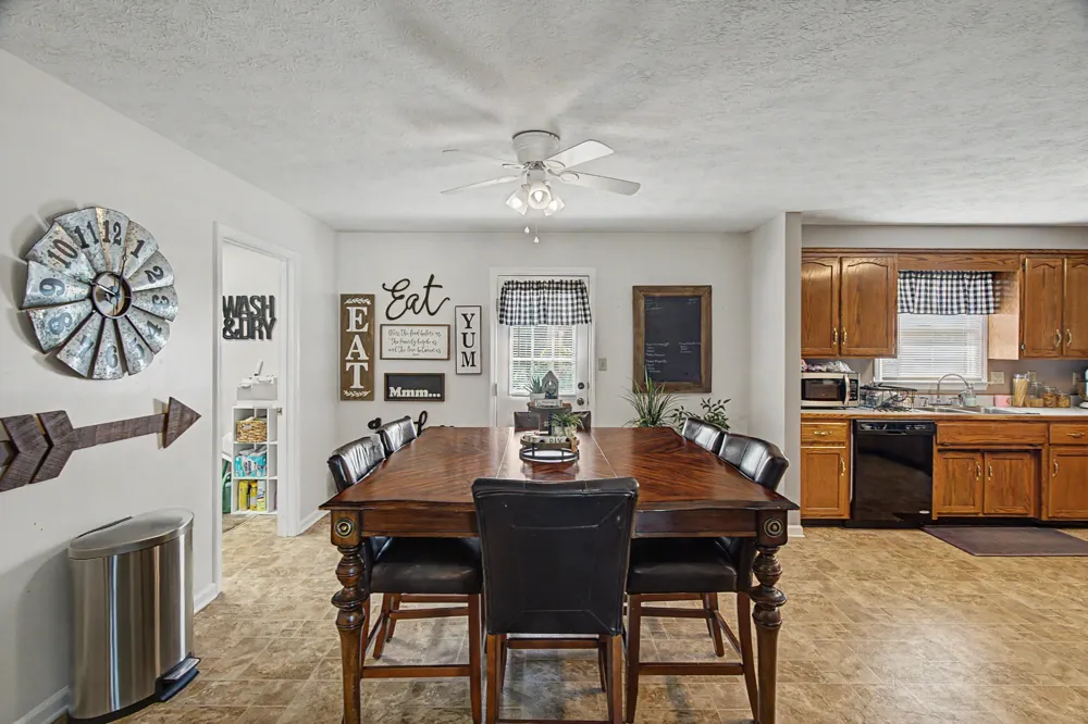 583 Winchester Dr Hopkinsville, KY 42240