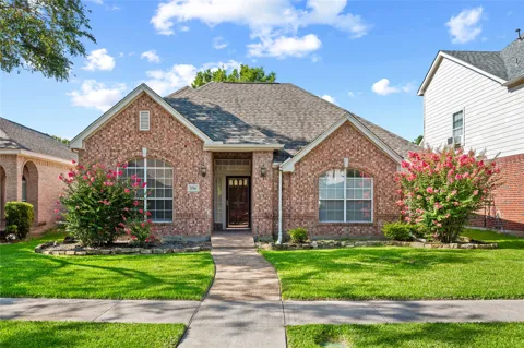 1716 Mapleleaf Falls Drive