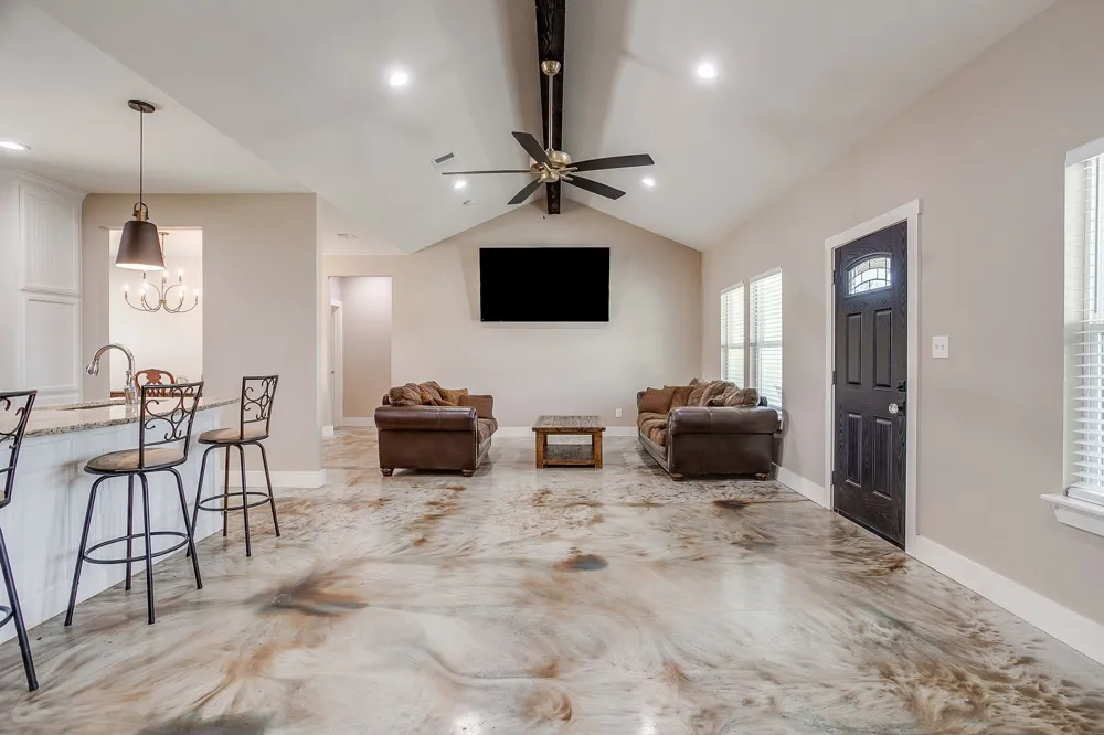 4930 Midway Road Weatherford, TX 76085