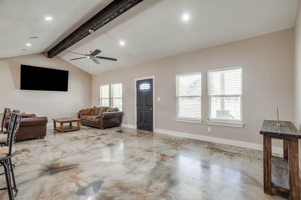 4930 Midway Road Weatherford, TX 76085