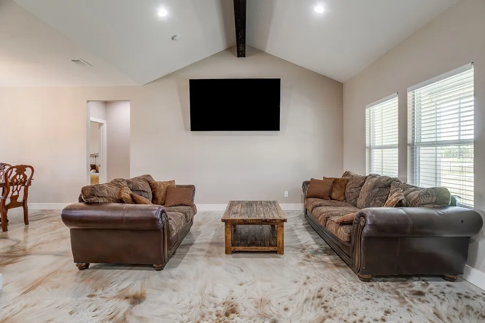 4930 Midway Road Weatherford, TX 76085