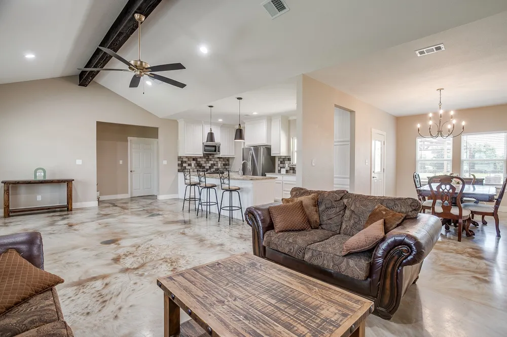 4930 Midway Road Weatherford, TX 76085
