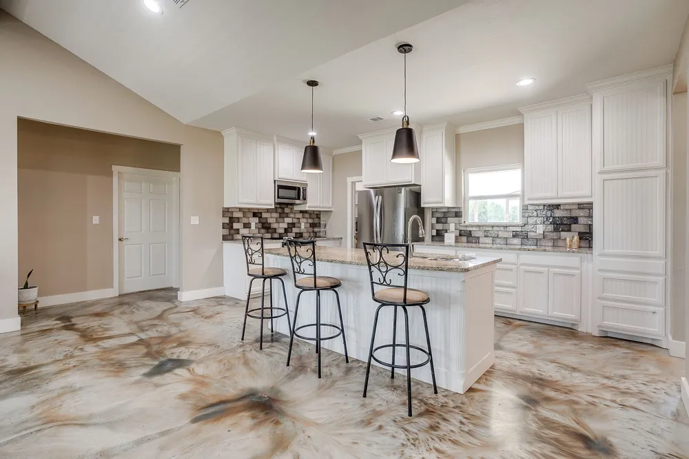 4930 Midway Road Weatherford, TX 76085