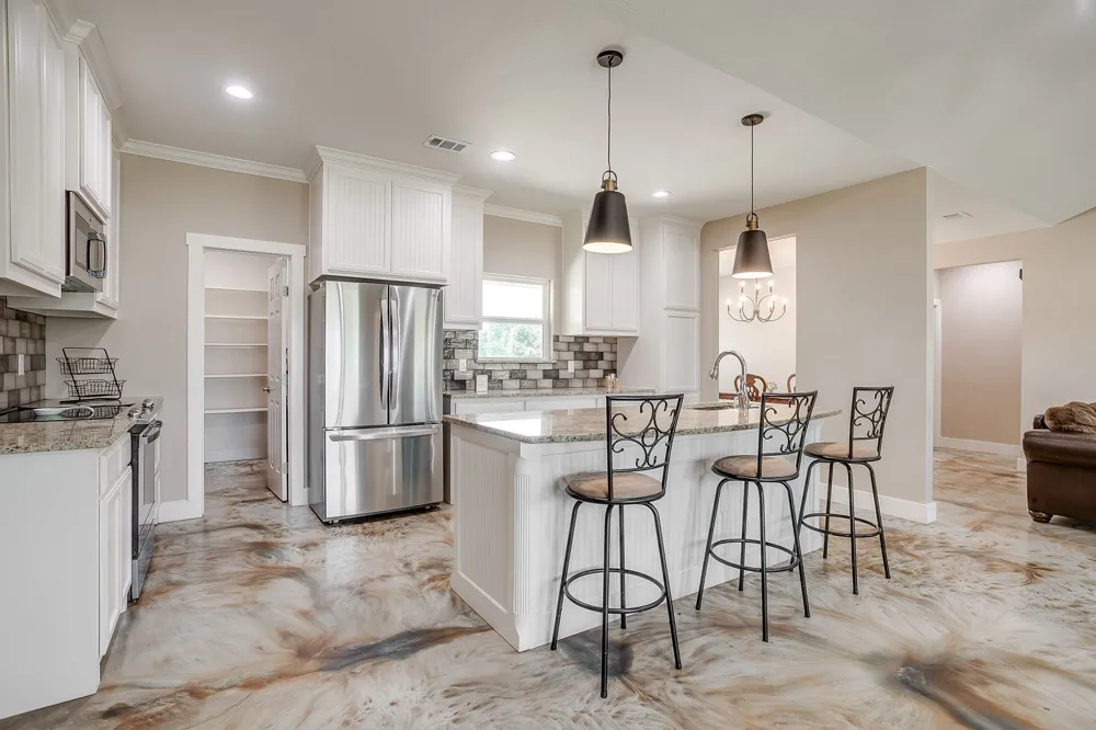 4930 Midway Road Weatherford, TX 76085