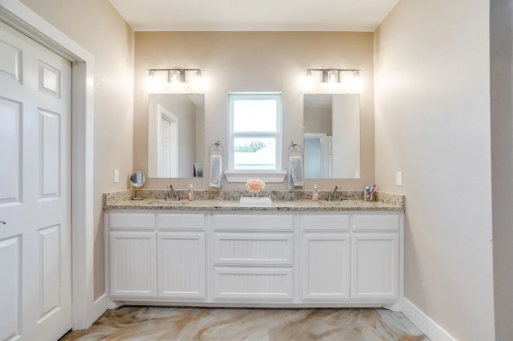 4930 Midway Road Weatherford, TX 76085