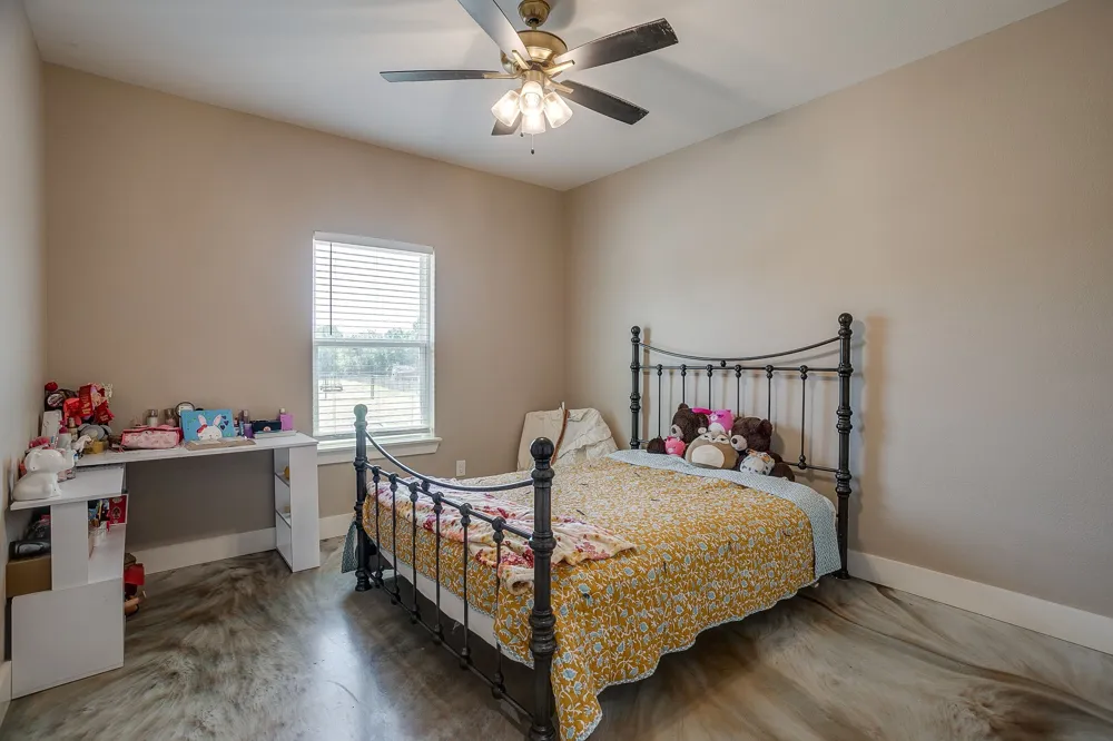 4930 Midway Road Weatherford, TX 76085