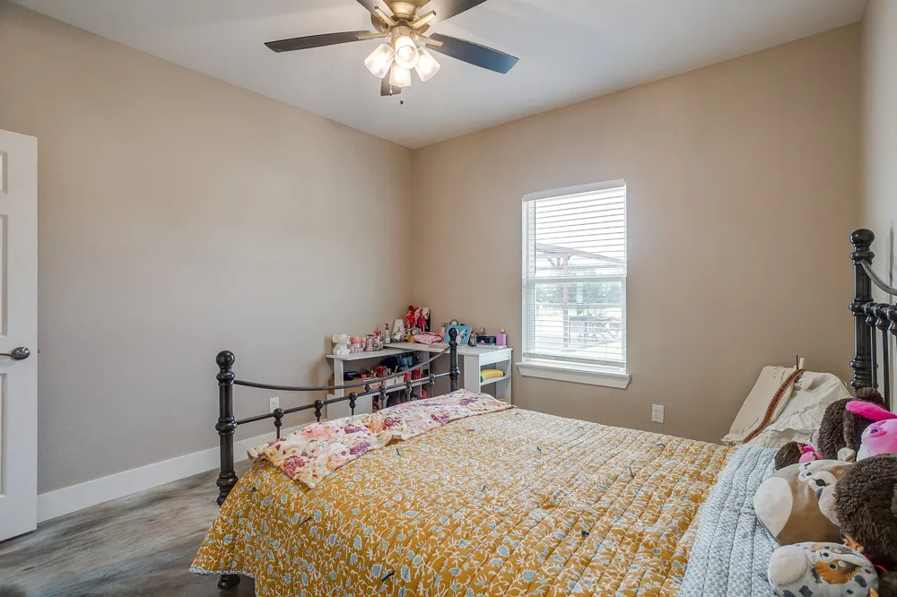 4930 Midway Road Weatherford, TX 76085