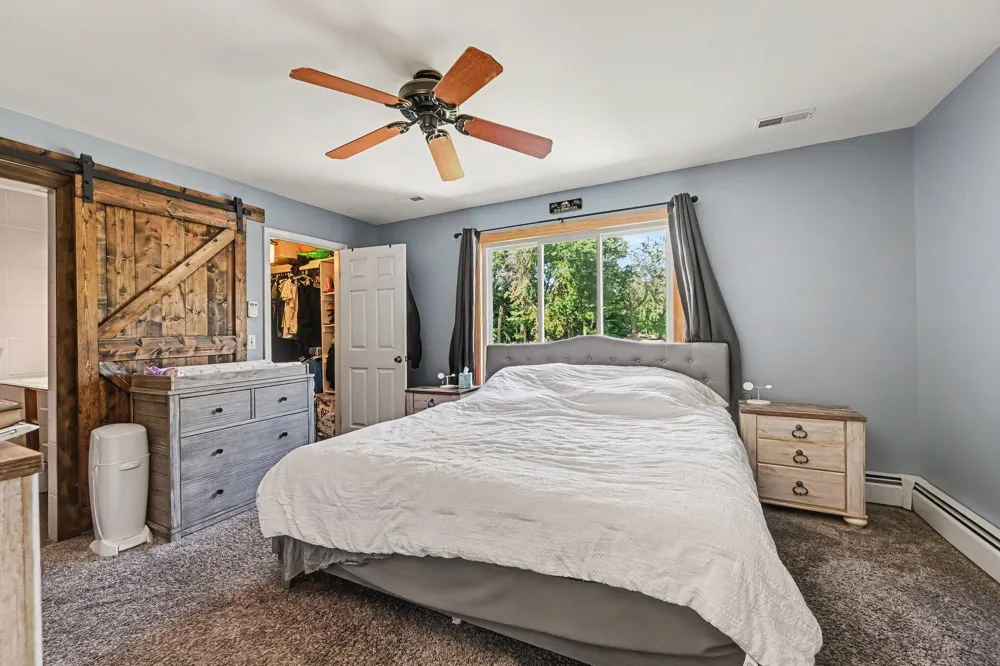 1560 Chanticlair Circle Wixom, MI 48393