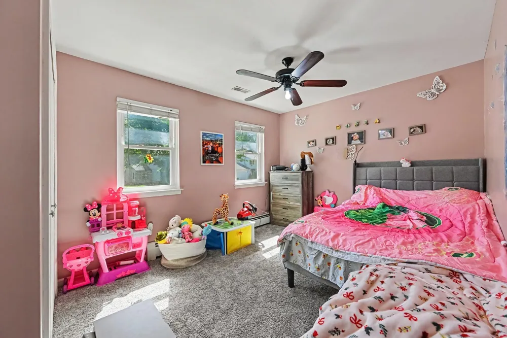 1560 Chanticlair Circle Wixom, MI 48393