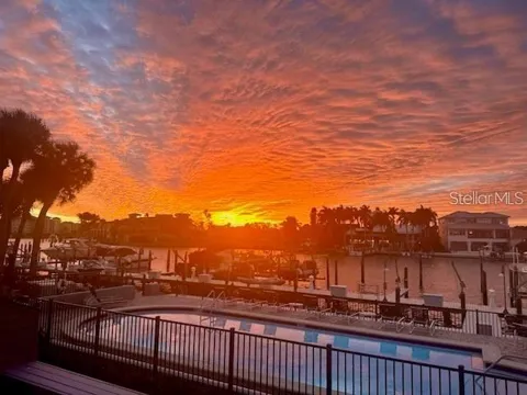 910 PINELLAS BAYWAY S #107