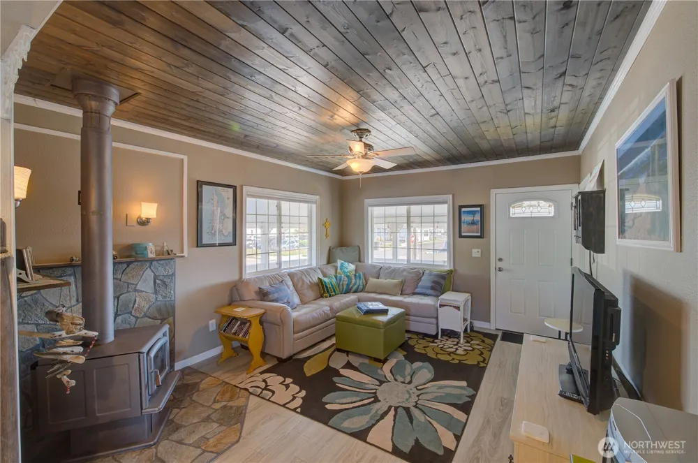 1413 262nd Place Ocean Park, WA 98640