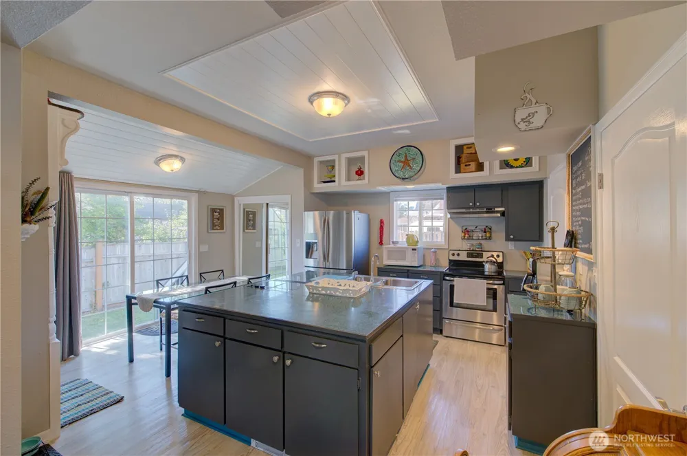 1413 262nd Place Ocean Park, WA 98640