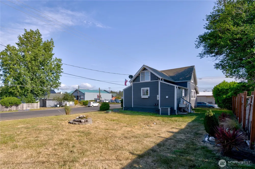 1413 262nd Place Ocean Park, WA 98640