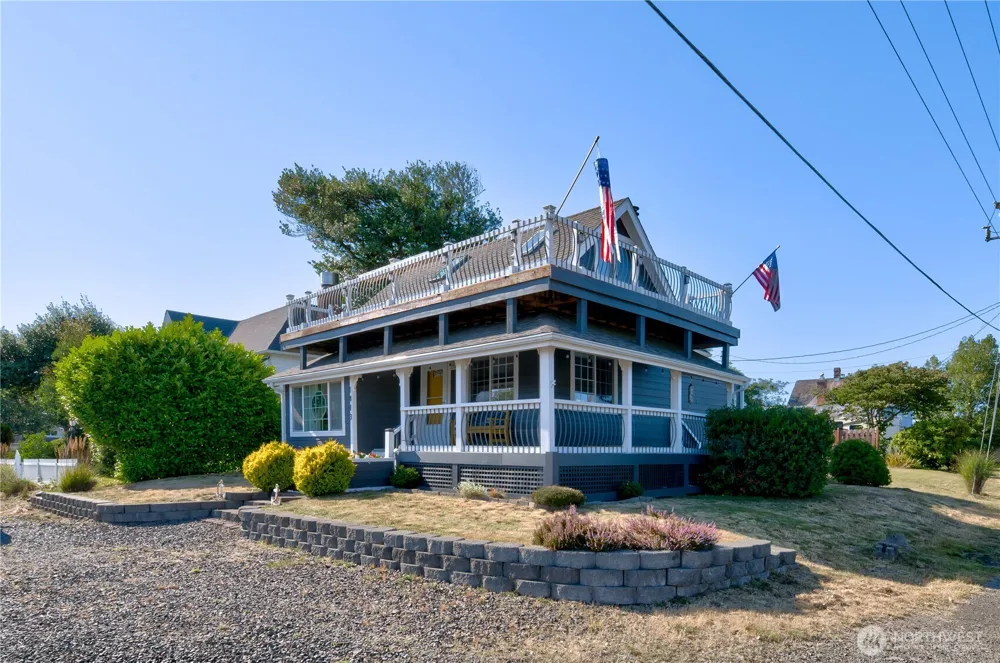 1413 262nd Place Ocean Park, WA 98640