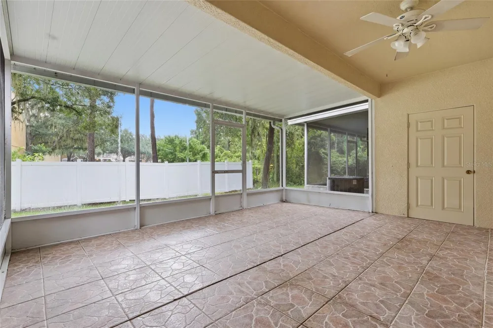 1236 BLENHEIM COURT Wesley Chapel, FL 33543