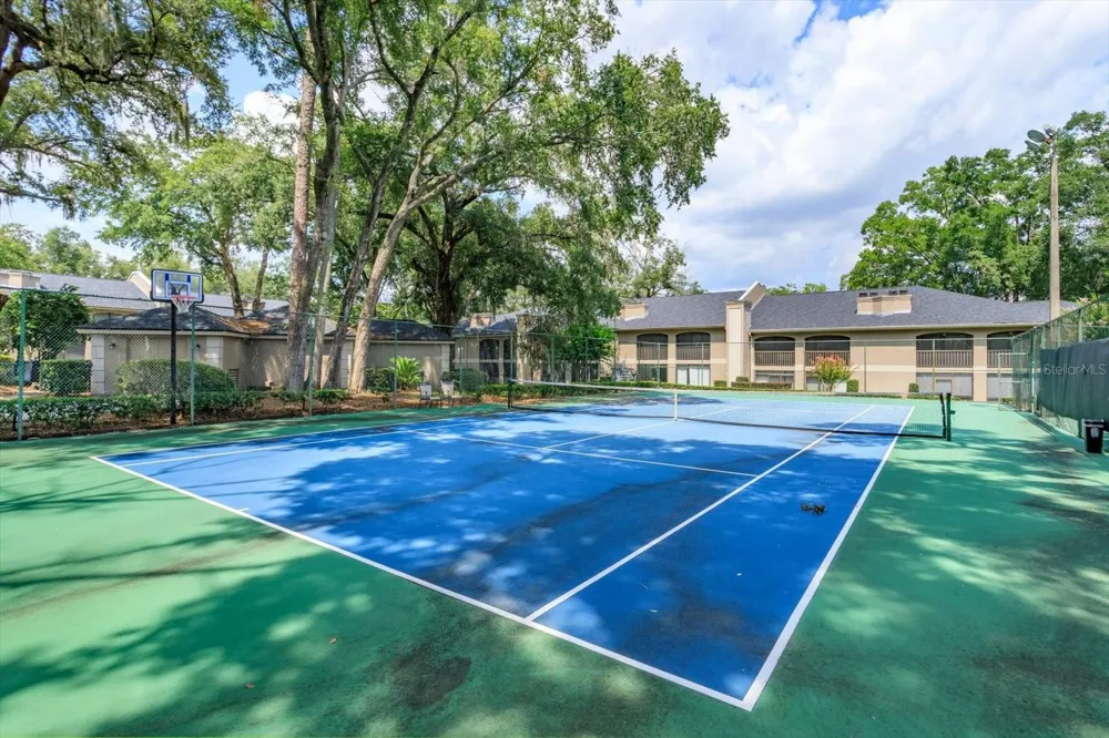 1055 KENSINGTON PARK DRIVE #711 Altamonte Springs, FL 32714