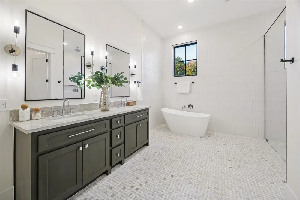 431 W 30th Street Houston, TX 77018