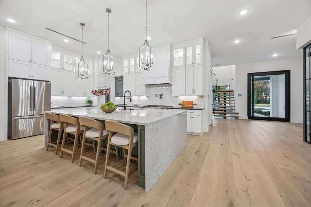 431 W 30th Street Houston, TX 77018