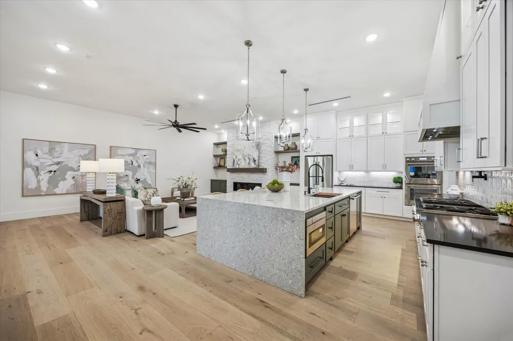 431 W 30th Street Houston, TX 77018