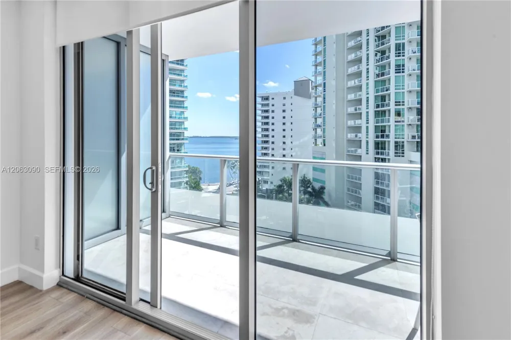 1300 Brickell Bay Dr #903 Miami, FL 33131