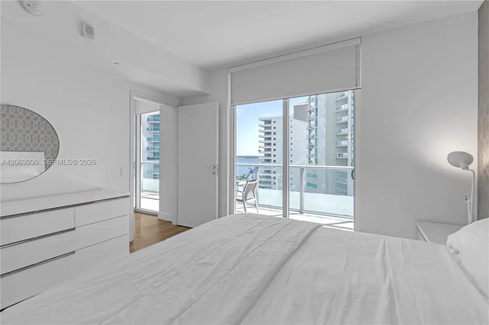 1300 Brickell Bay Dr #903 Miami, FL 33131
