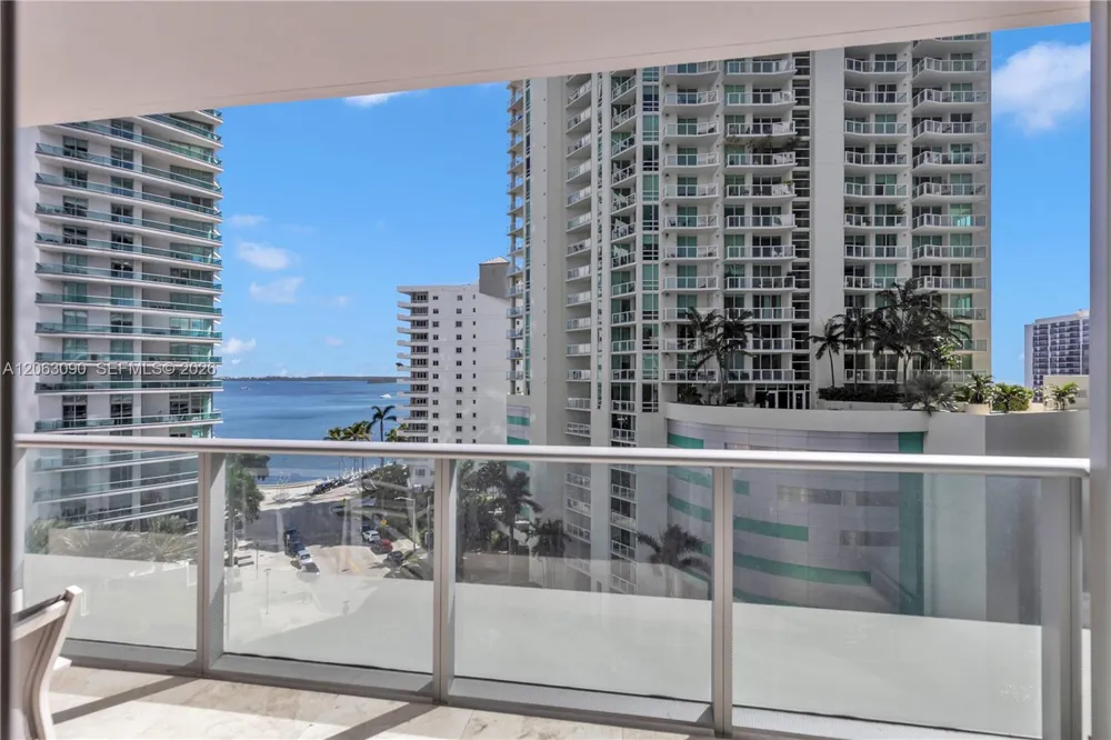 1300 Brickell Bay Dr #903 Miami, FL 33131