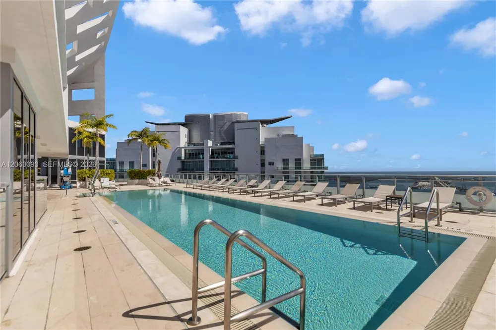 1300 Brickell Bay Dr #903 Miami, FL 33131