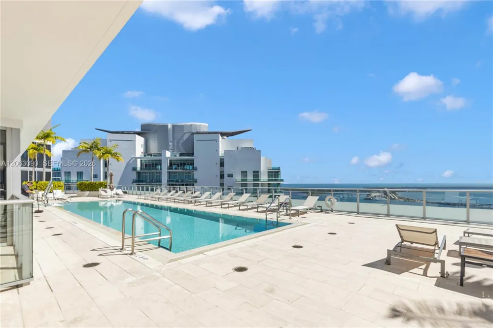1300 Brickell Bay Dr #903 Miami, FL 33131