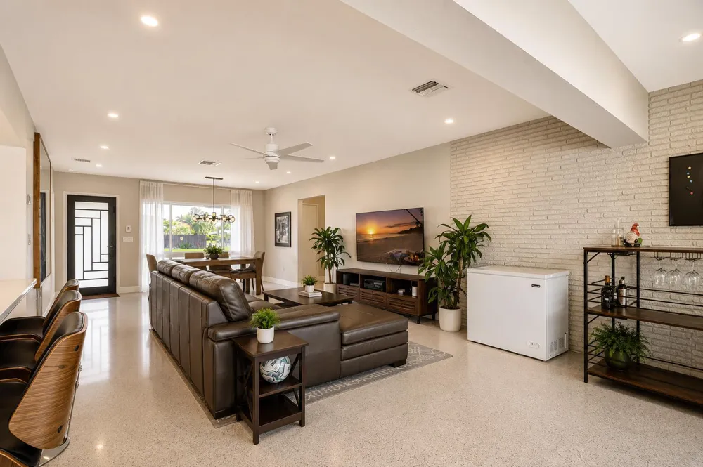 431 SE 5th Avenue Pompano Beach, FL 33060