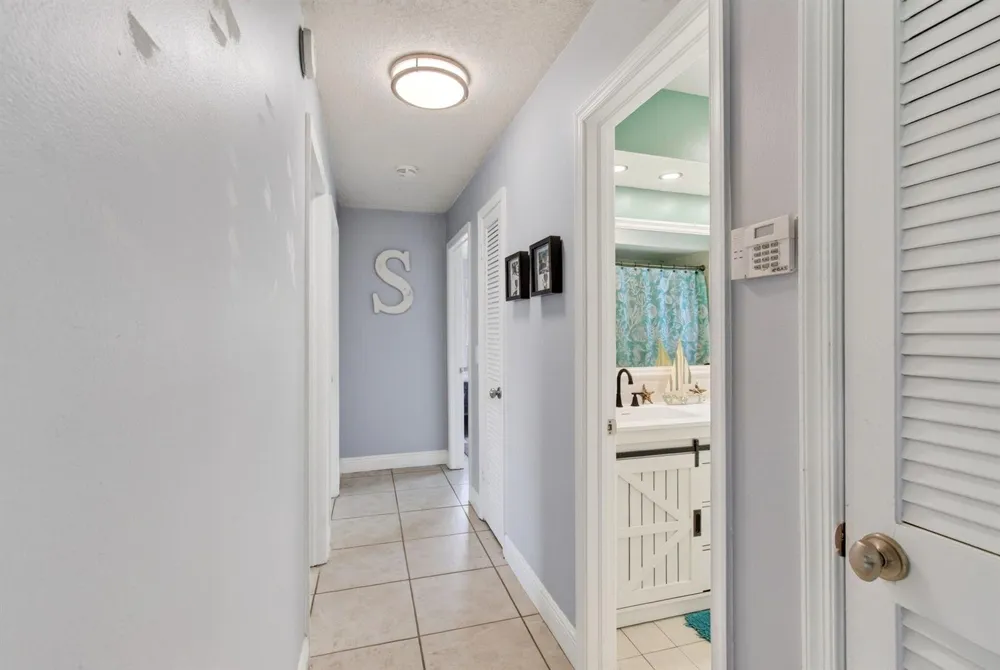 1630 Tamarack Way Wellington, FL 33414