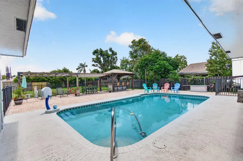 1630 Tamarack Way Wellington, FL 33414