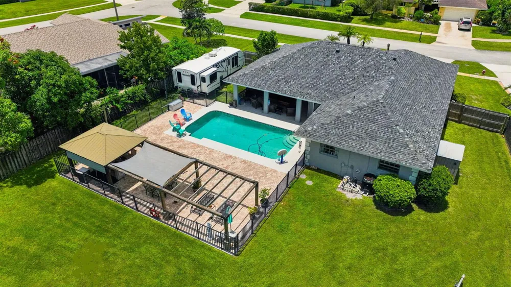 1630 Tamarack Way Wellington, FL 33414