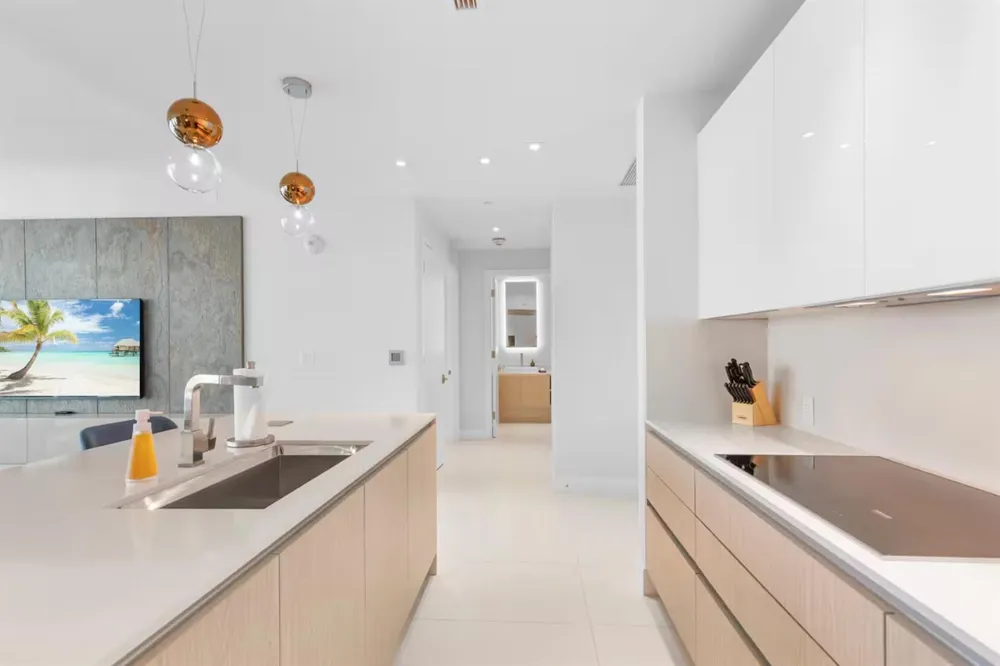 3100 OCEAN DRIVE #H-1401 Singer Island, FL 33404