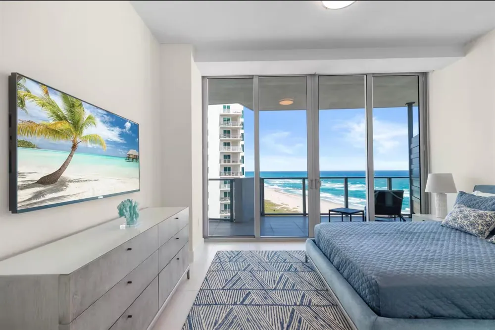 3100 OCEAN DRIVE #H-1401 Singer Island, FL 33404