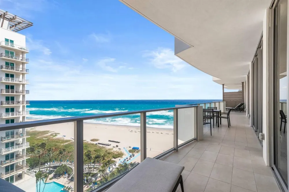 3100 OCEAN DRIVE #H-1401 Singer Island, FL 33404