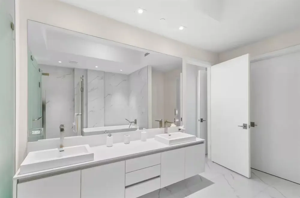 3100 OCEAN DRIVE #H-1401 Singer Island, FL 33404