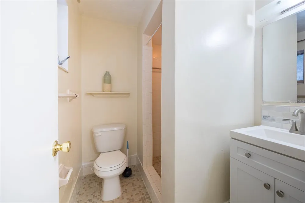 400 S METEOR AVENUE Clearwater, FL 33765