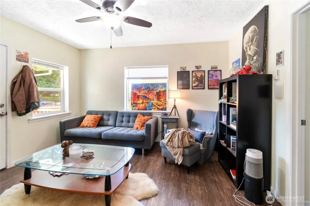 263 17th Avenue Longview, WA 98632