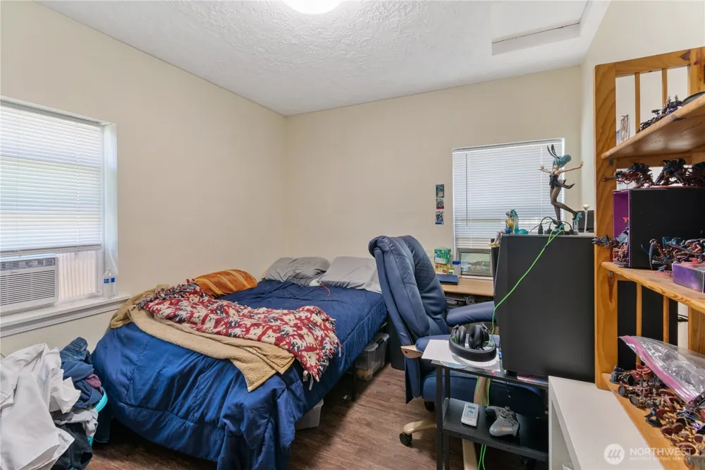 263 17th Avenue Longview, WA 98632
