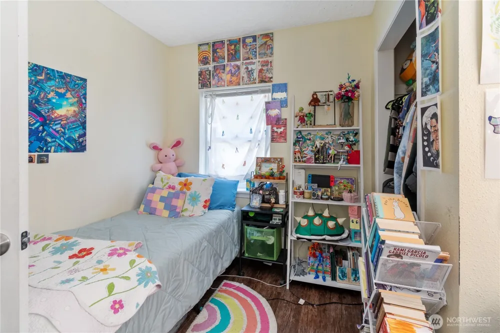 263 17th Avenue Longview, WA 98632