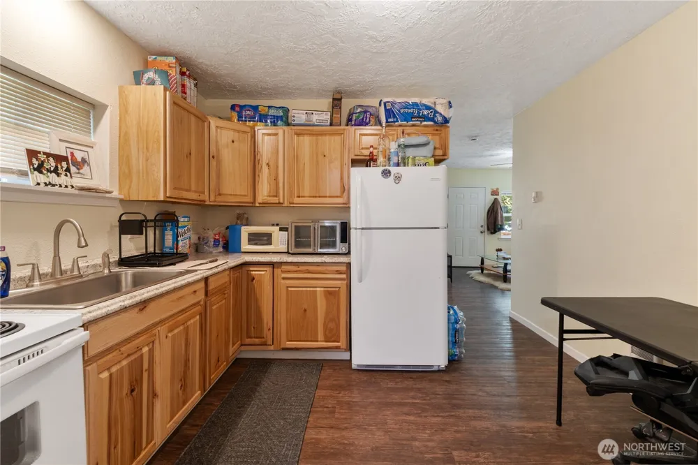 263 17th Avenue Longview, WA 98632