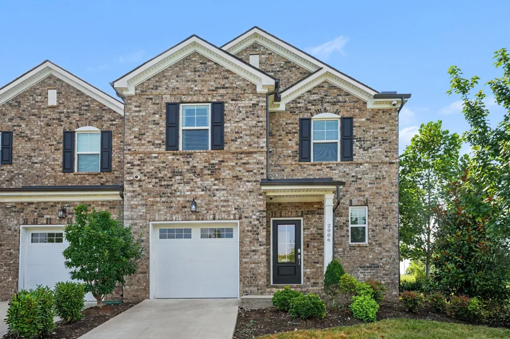 2006 Sperling Dr Gallatin, TN 37066