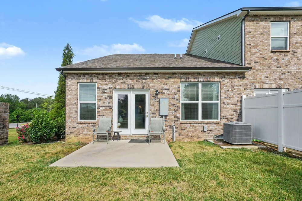 2006 Sperling Dr Gallatin, TN 37066
