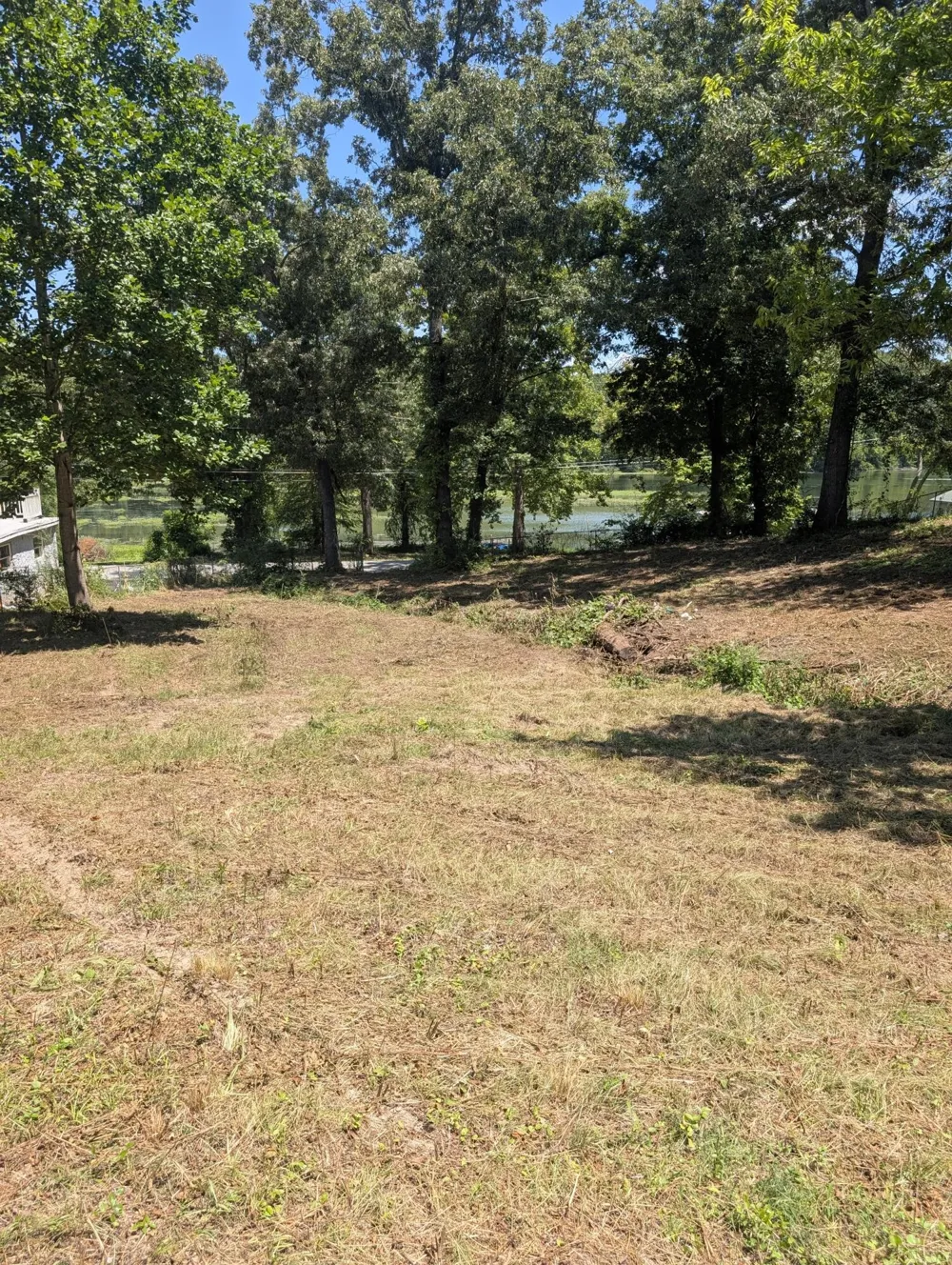1836 Albermarle Drive Hixson, TN 37343