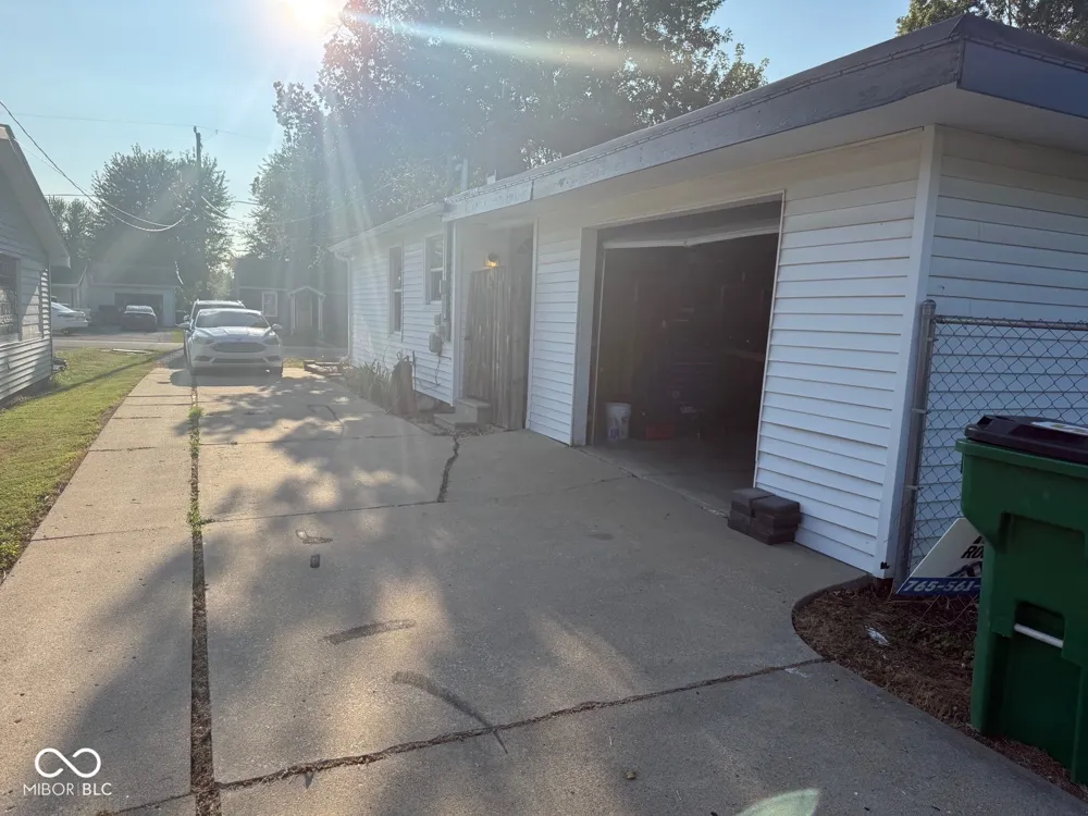 421 Union Street Hope, IN 47246