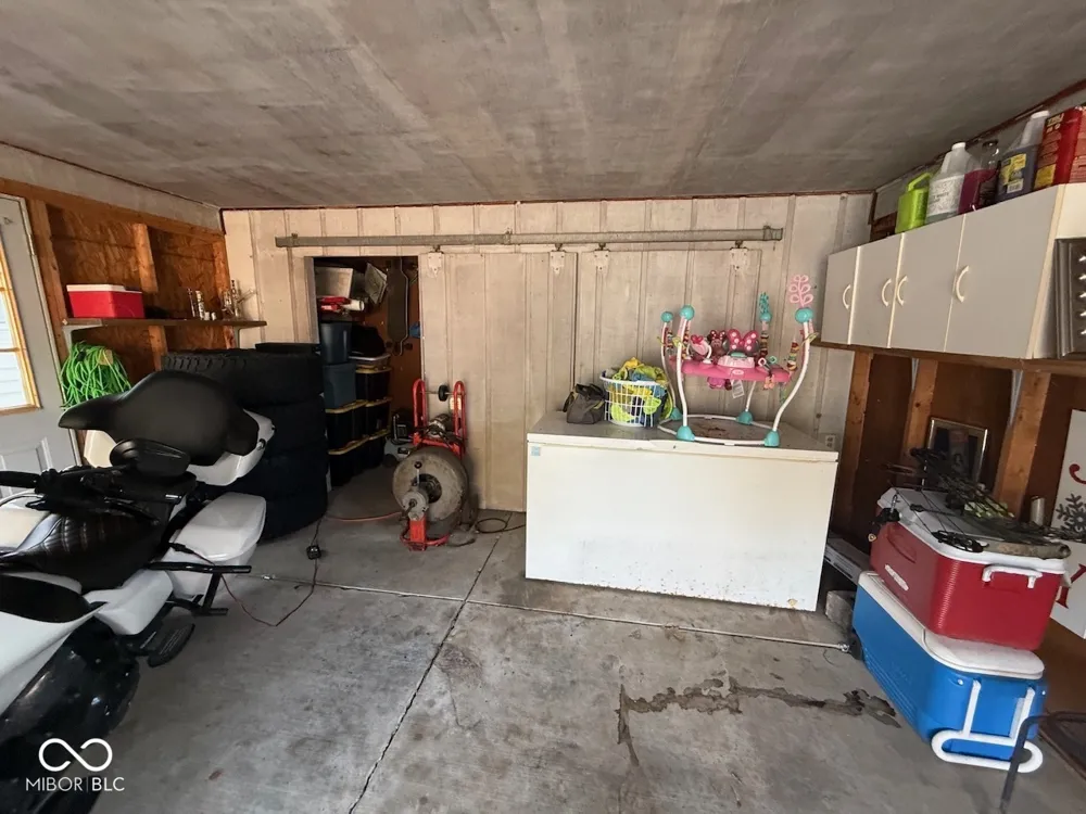 421 Union Street Hope, IN 47246
